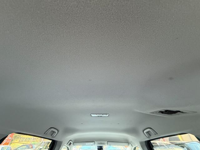 0704304A30261009W00203.jpg