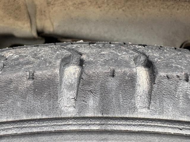 0805198A30260906W00110.jpg