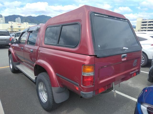 1002907A30260905W00103.jpg