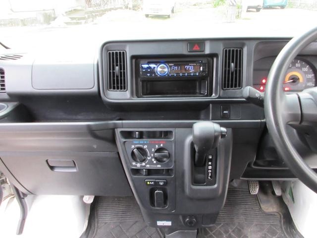 0200185A30261023W00117.jpg