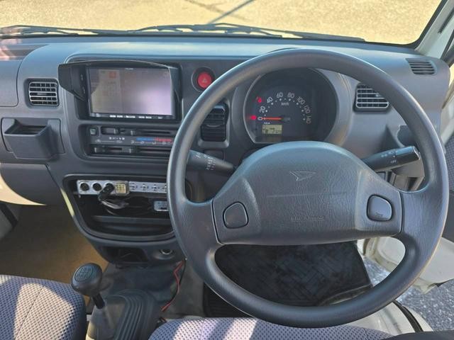 0504129A30260917W00214.jpg