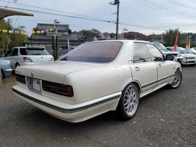 f73b3ce5e3955a2e3eca8d67ced3c810.jpg