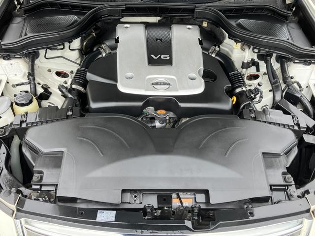 0541049A30260723W00207.jpg