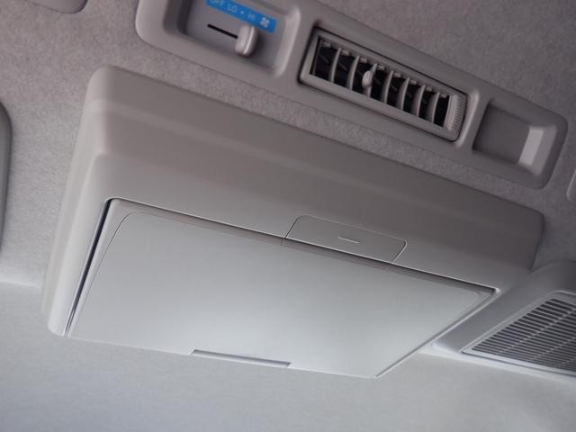 0709200A30260920W00117.jpg