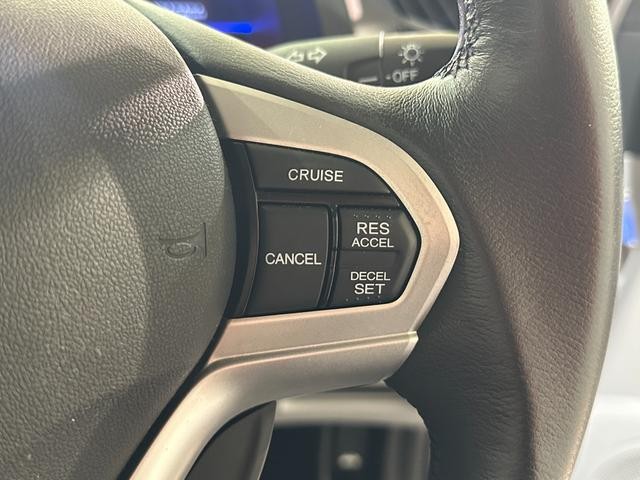 0509824A30260903W01110.jpg