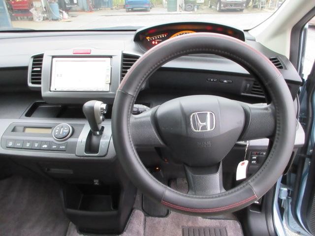 0530132A30261023W00112.jpg