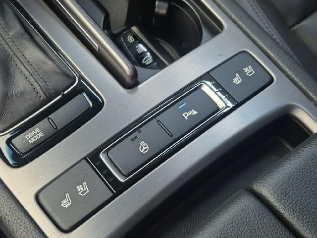 6081000776R18.jpg