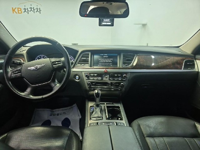 6081000776R7.jpg
