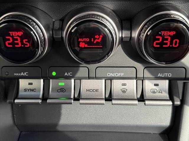 aec584e197df05aff72fde52d48f4633.jpg