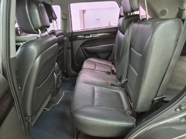 6071500930R12.jpg