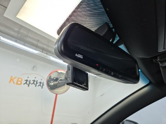 6101500576R17.jpg
