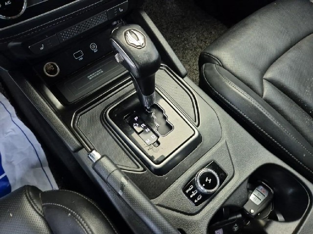 6101500576R8.jpg
