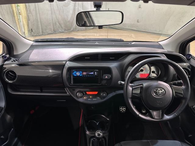 0509824A30260903W01406.jpg