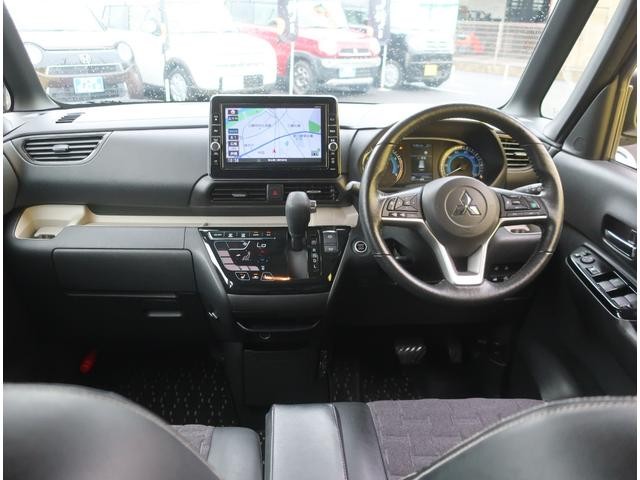 0504206A30260917W00106.jpg