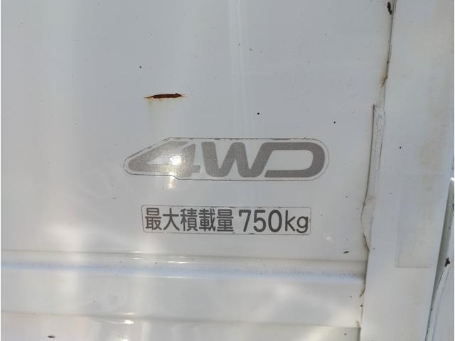 0903444A30260702W00108.jpg