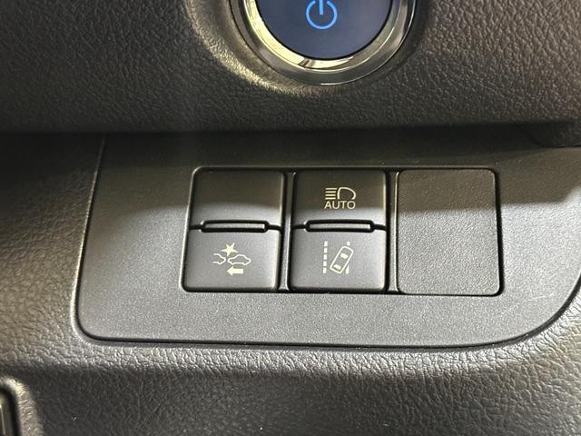0509824A30260903W01708.jpg
