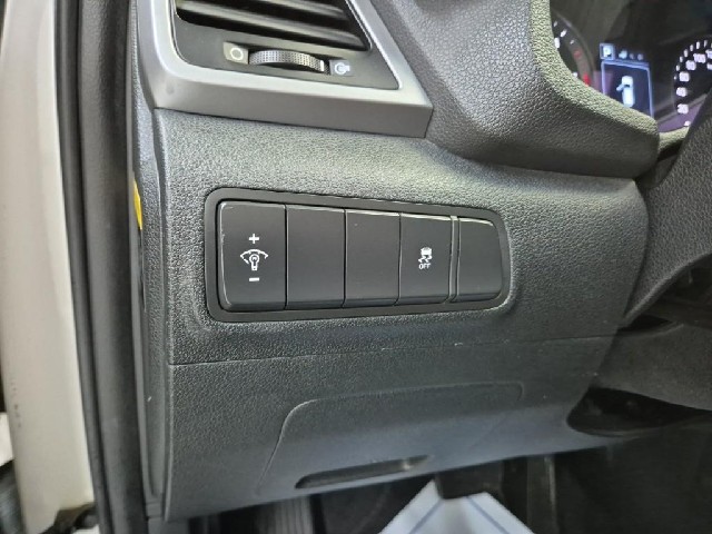 6101001475R17.jpg