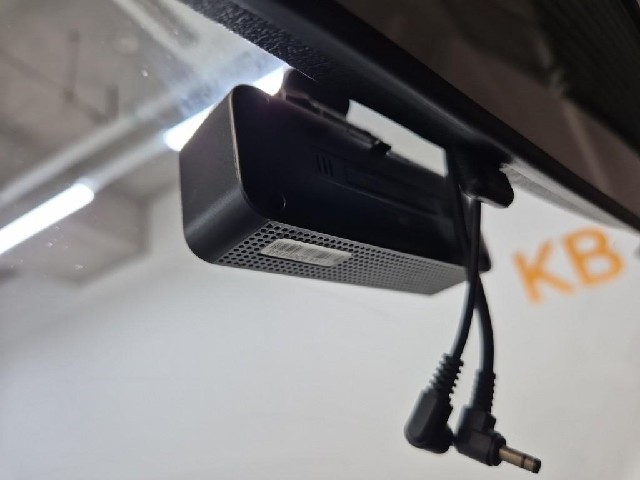 6101500628R12.jpg