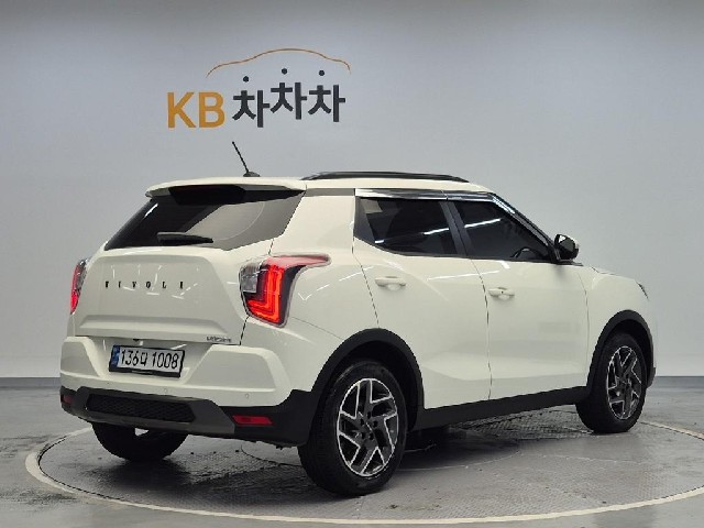 6101501332R3.jpg