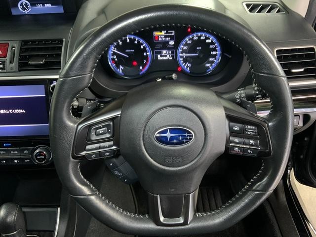 0561150A30261002W00113.jpg