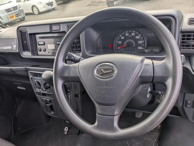 0902355A30260920W00212.jpg