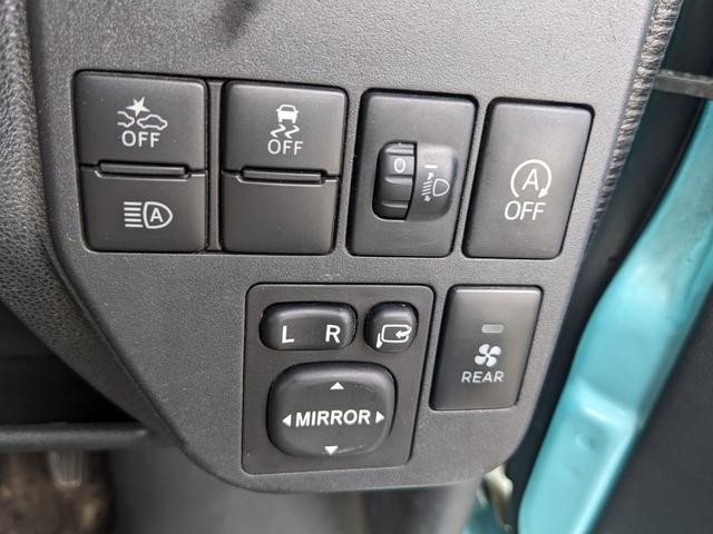 0902355A30260920W00215.jpg