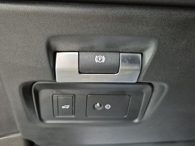 6101001513R18.jpg