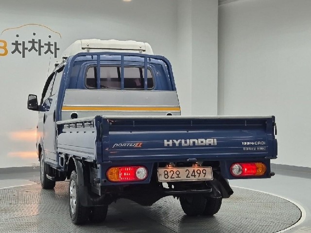 6061000879R2.jpg