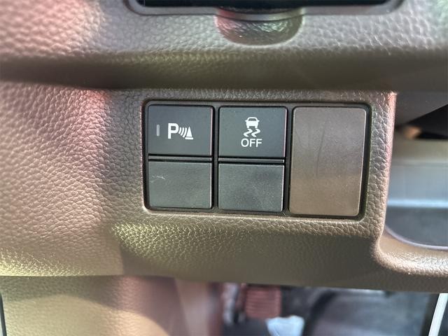 0900975A30260824W00114.jpg