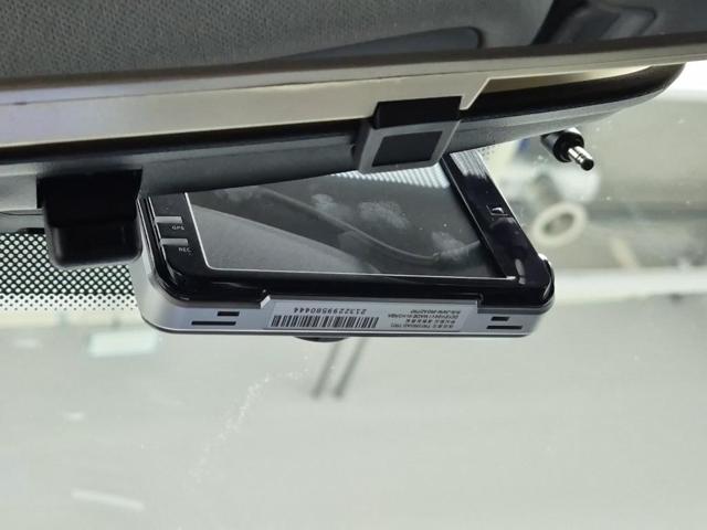 5111002732R15.jpg