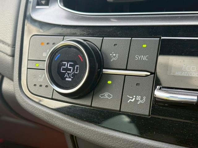 0708840A30260203W00215.jpg