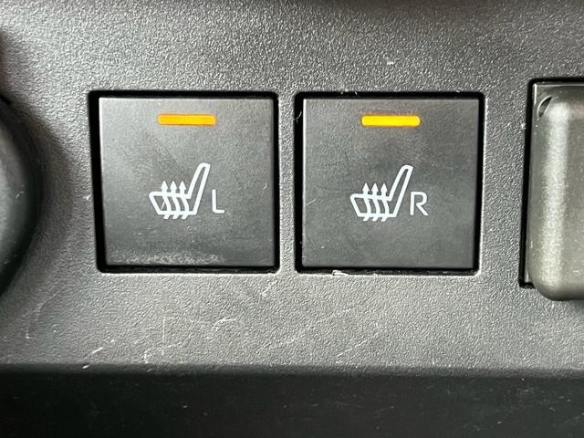 0551463A30260730W00205.jpg