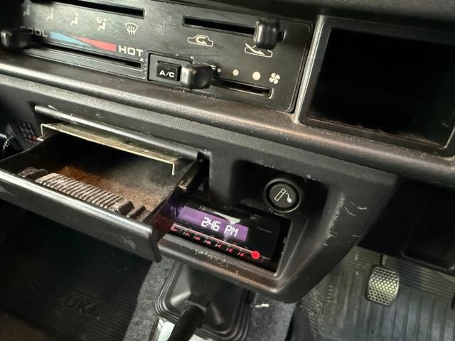 0540441A30260719W00218.jpg