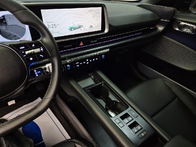 6071000995R10.jpg