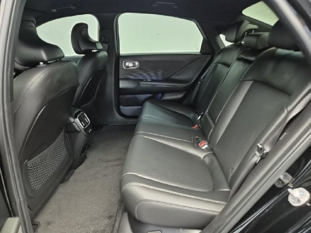 6071000995R12.jpg