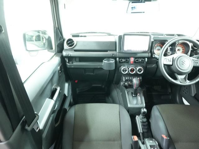 0561237A30261026W00317.jpg