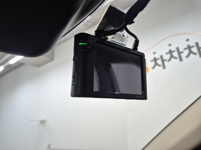 6101500917R16.jpg
