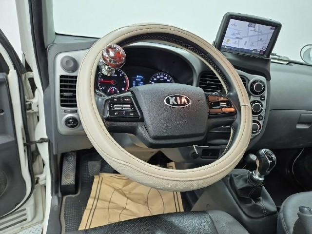 6101000956R8.jpg