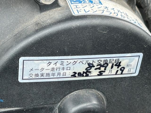 0404050A30261018W00217.jpg