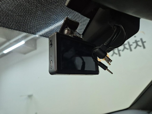 6101001280R17.jpg