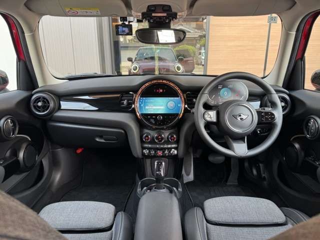 5acbef911920457f9cc76b865accadf1.jpg