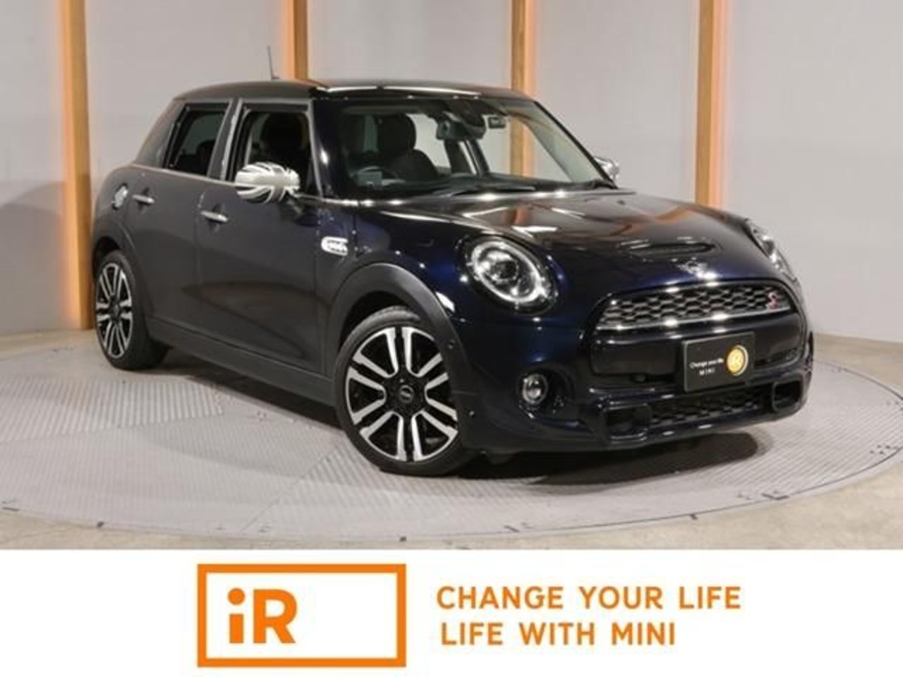 2021 BMW Mini, photo 1 of 1