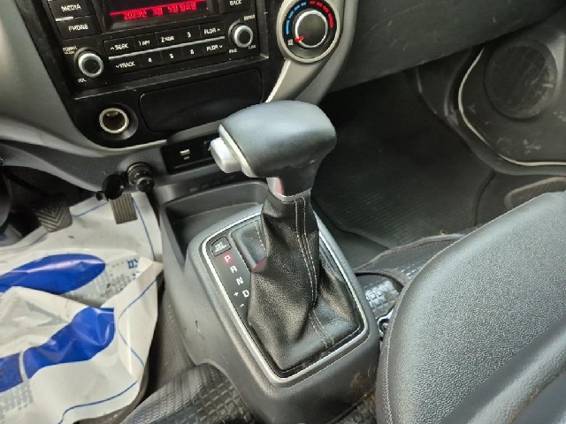 6101001052R7.jpg