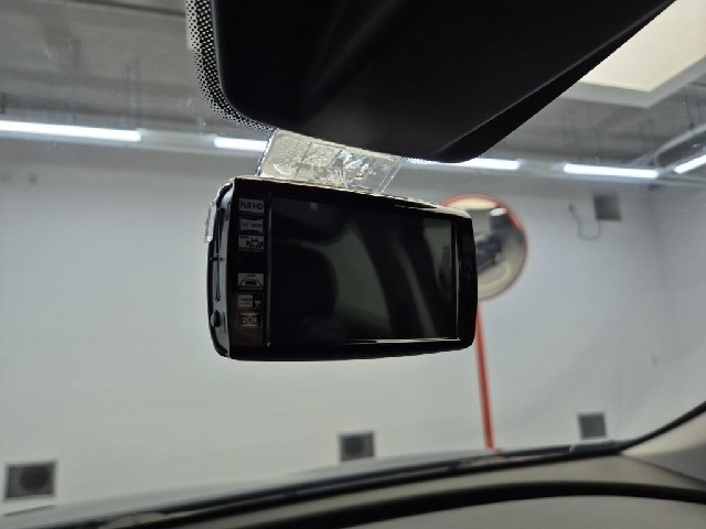 6101500749R16.jpg