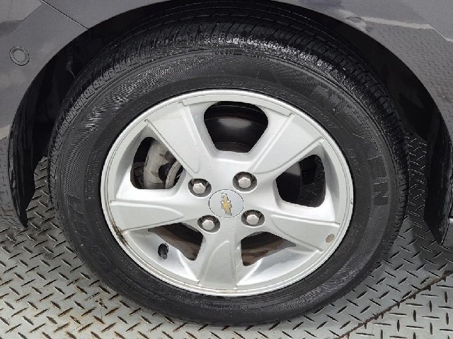 6101000935R18.jpg
