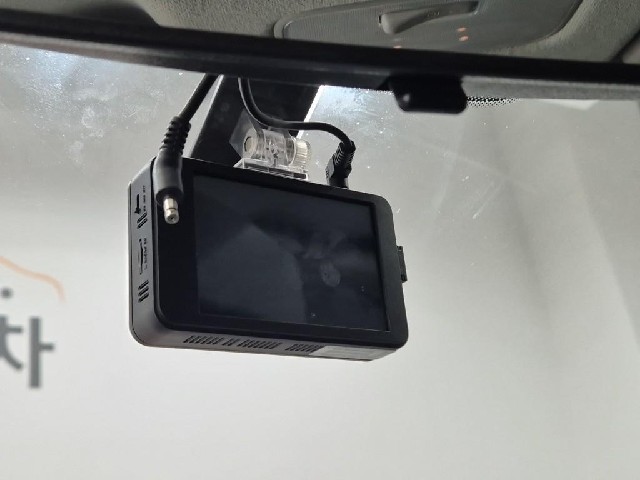 6101000562R16.jpg