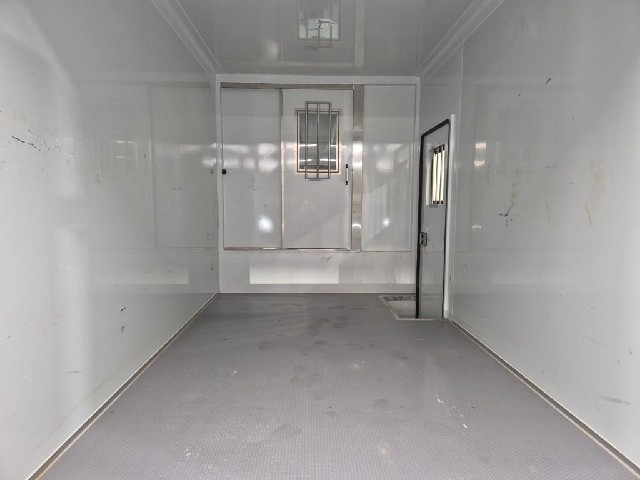 6101000413R16.jpg