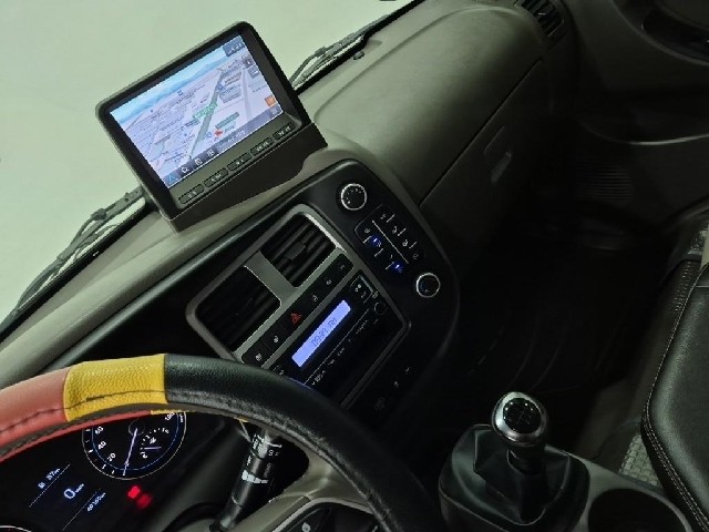 6101000413R9.jpg
