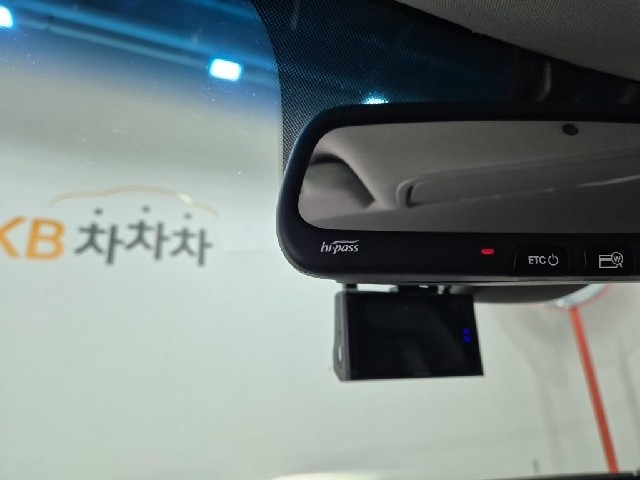 6101001285R18.jpg