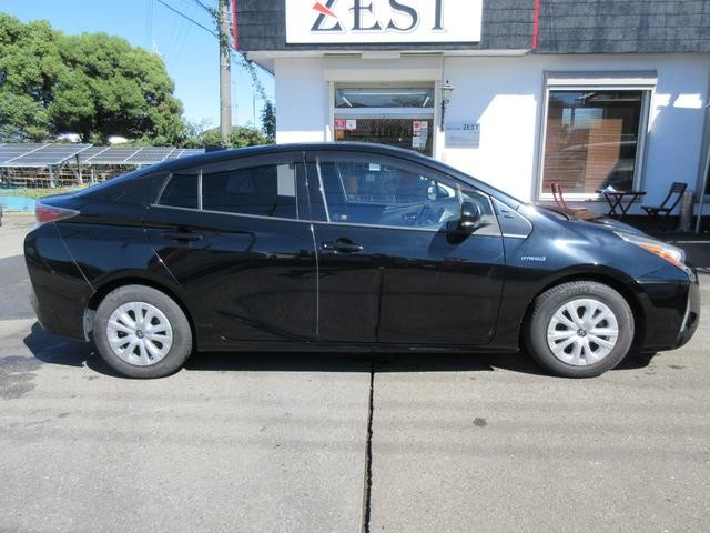 0404186A30261001W00103.jpg